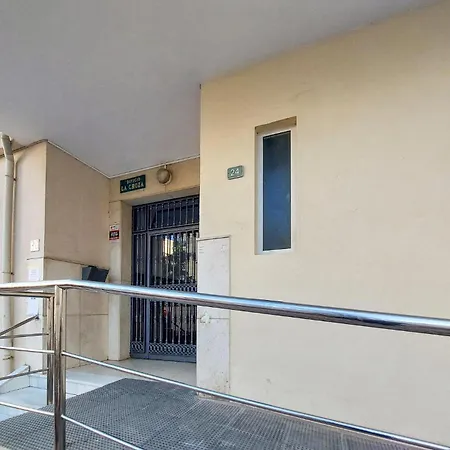 Apartment 2 Bedroom Pet Friendly In *