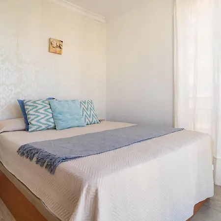 2 Bedroom Pet Friendly In * Fuengirola