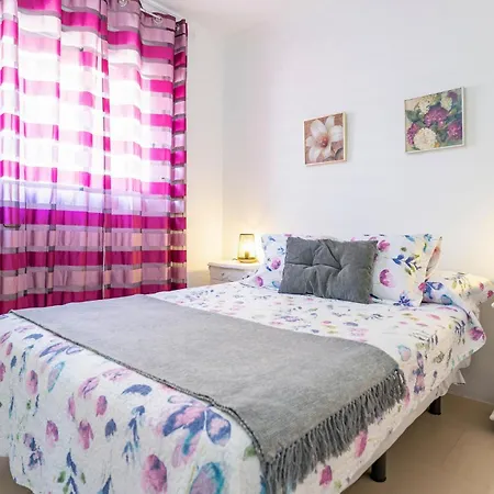 2 Bedroom Pet Friendly In * Fuengirola